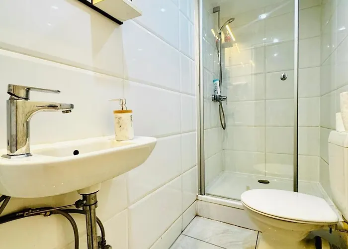 For Two Close To Historic Rathausplatz Vienne