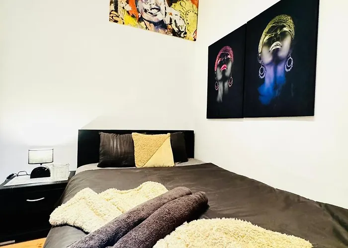 For Two Close To Historic Rathausplatz Appartement *